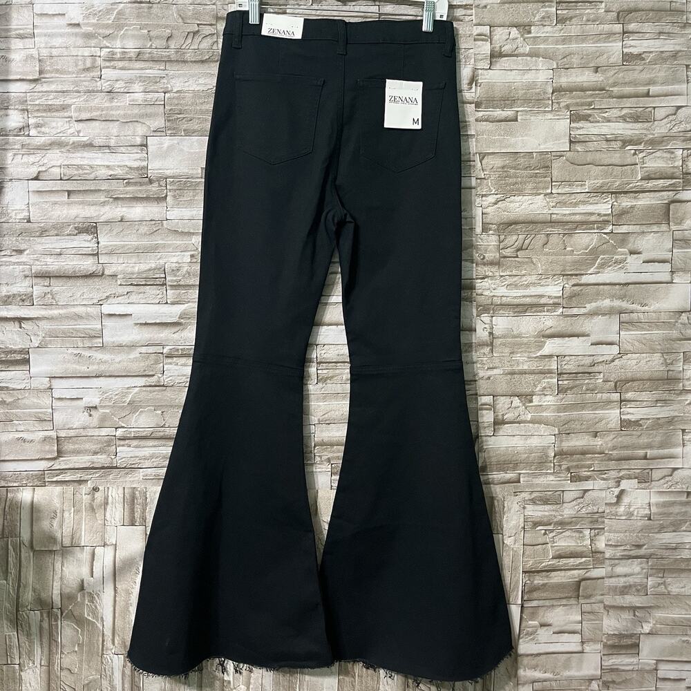 Zenana High Waisted Flare Frayed Hem Jeans Womens Size Medium Black Bootcut NWT - Picture 2 of 11